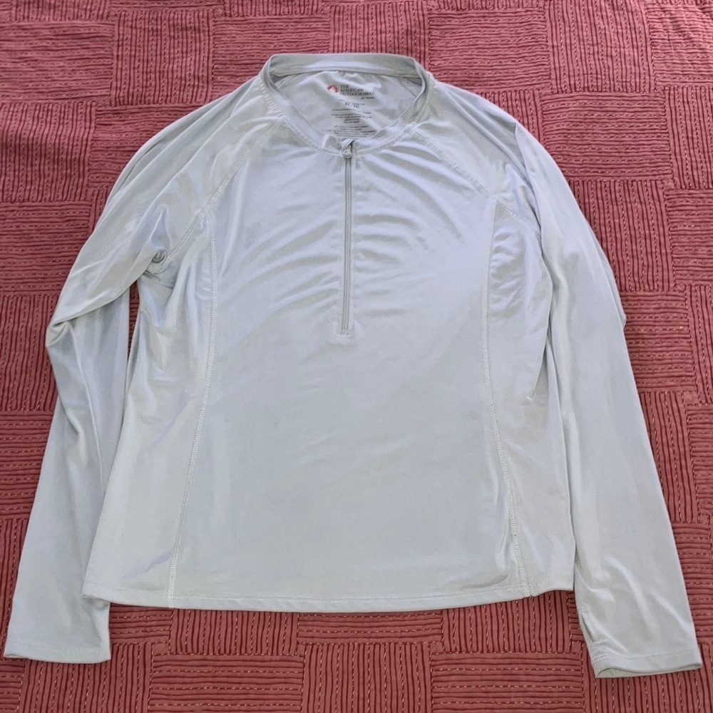 Women’s size XL base layer top by American Outdoorsman for women